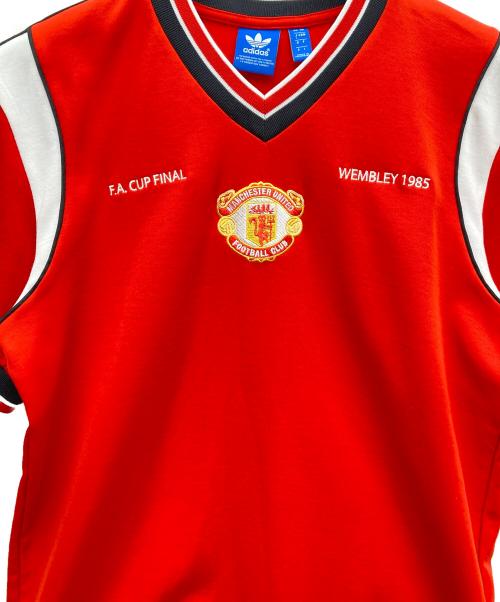 adidas Originals（アディダスオリジナル）adidas originals (アディダスオリジナル) MANCHESTER UNITED 半袖カットソー レッド サイズ:SIZE Lの古着・服飾アイテム