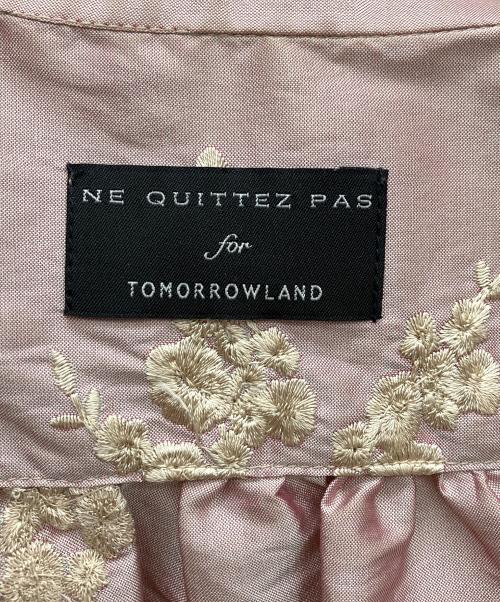 ne quittez pas for TOMORROW LAND（ヌキテパ）ne quittez pas for TOMORROW LAND (ヌキテパ) 別注エンブロイダリータフタブラウス ピンク サイズ:Fの古着・服飾アイテム
