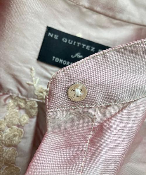ne quittez pas for TOMORROW LAND（ヌキテパ）ne quittez pas for TOMORROW LAND (ヌキテパ) 別注エンブロイダリータフタブラウス ピンク サイズ:Fの古着・服飾アイテム