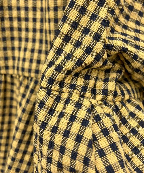 Uhr（ウーア）Uhr (ウーア) 半袖ワンピース ブラック×イエロー サイズ:Freeの古着・服飾アイテム