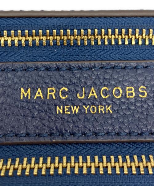 MARC JACOBS（マークジェイコブス）MARC JACOBS (マークジェイコブス) SHUTTER SMALL CAMERA BAG ブルーの古着・服飾アイテム