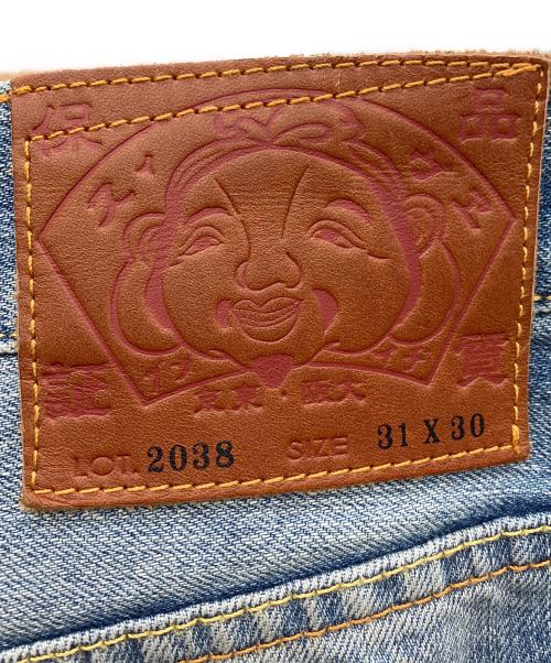EVISU（エヴィス）EVISU (エヴィス) エクリュ大黒プリント ルーズフィット ジーンズ #2038 インディゴ サイズ:W31の古着・服飾アイテム