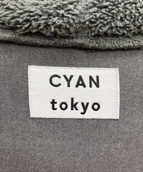 CYAN TOKYO（シアン トーキョー）CYAN TOKYO (シアン トーキョー) テープアジャストボアコート グレー サイズ:Fの古着・服飾アイテム