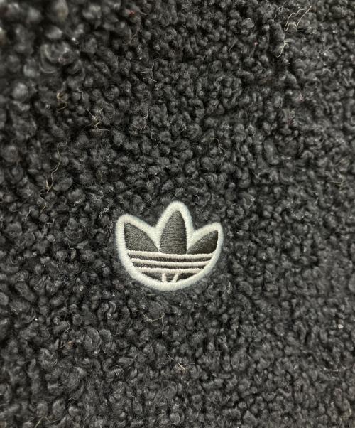 adidas（アディダス）adidas (アディダス) 3ストライプ ライン ボア フリース ジャケット ブラック サイズ:ASIA　Dの古着・服飾アイテム