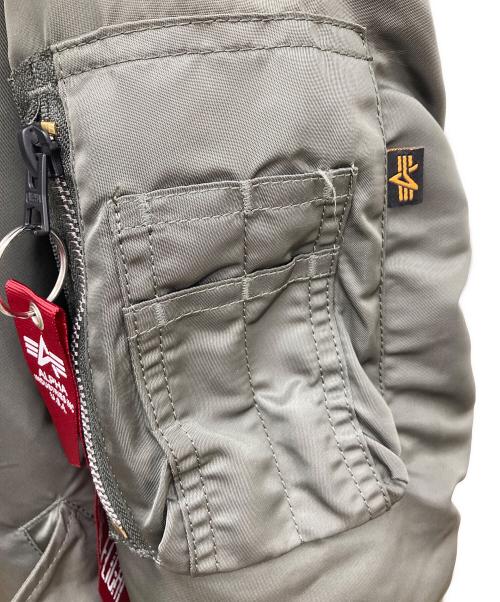 ALPHA INDUSTRIES（アルファインダストリーズ）ALPHA INDUSTRIES (アルファインダストリーズ) MA-1ジャケット MIL-J-82790J グリーン サイズ:Lの古着・服飾アイテム