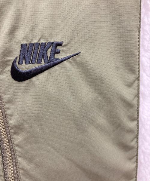 NIKE（ナイキ）NIKE (ナイキ) リバーシブル ウィンタライズド ベスト グリーン×ホワイト サイズ:Mの古着・服飾アイテム