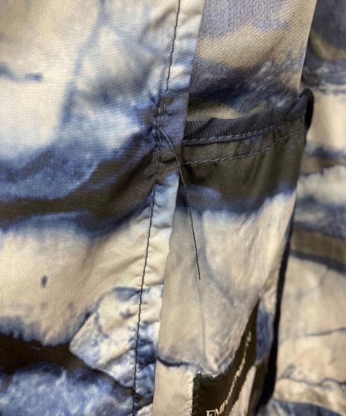 EMPORIO ARMANI（エンポリオ アルマーニ）EMPORIO ARMANI (エンポリオ アルマーニ) ナイロン ウィンドブレーカー ブルー×ブラック サイズ:52 未使用品の古着・服飾アイテム