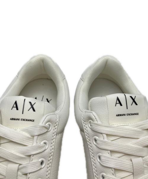 ARMANI EXCHANGE（アルマーニ エクスチェンジ）ARMANI EXCHANGE (アルマーニ エクスチェンジ) ローカットスニーカー ホワイト サイズ:SIZE 26cm 未使用品の古着・服飾アイテム