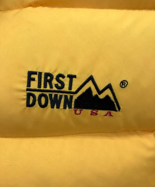 FIRST DOWN（ファーストダウン）FIRST DOWN (ファーストダウン) リバーシブルダウンジャケット ブラック×イエロー サイズ:Mの古着・服飾アイテム