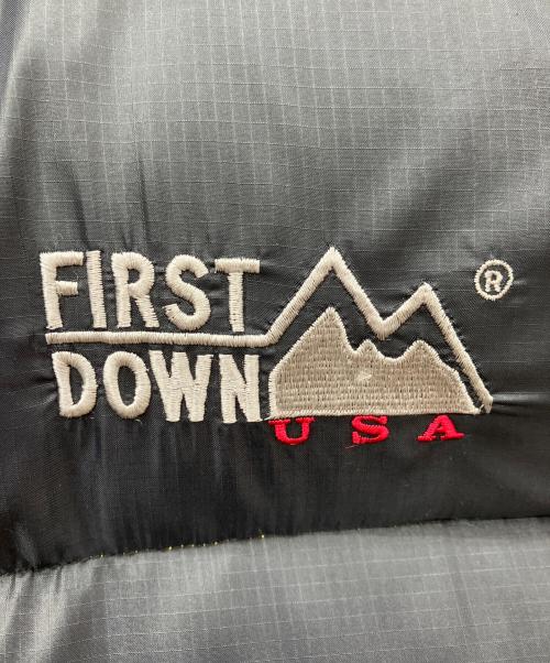 FIRST DOWN（ファーストダウン）FIRST DOWN (ファーストダウン) リバーシブルダウンジャケット ブラック×イエロー サイズ:Mの古着・服飾アイテム