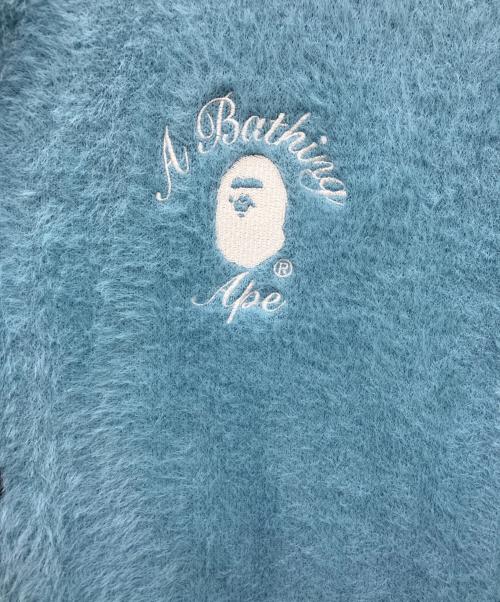 A BATHING APE（アベイシングエイプ）A BATHING APE (アベイシングエイプ) シャギーニットカーディガン（刺繍シャギーニットカーディガン スカイブルー サイズ:SIZE XLの古着・服飾アイテム
