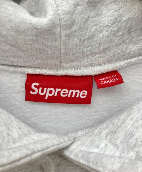 SUPREME（シュプリーム）SUPREME (シュプリーム) Small Box Hooded Sweatshirt グレー サイズ:Sの古着・服飾アイテム