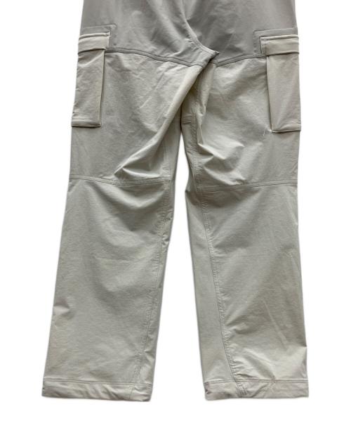 NIKE ACG（ナイキエーシージー）NIKE ACG (ナイキエーシージー) キャニオン フェアラー パンツ ベージュ サイズ:SIZE Sの古着・服飾アイテム