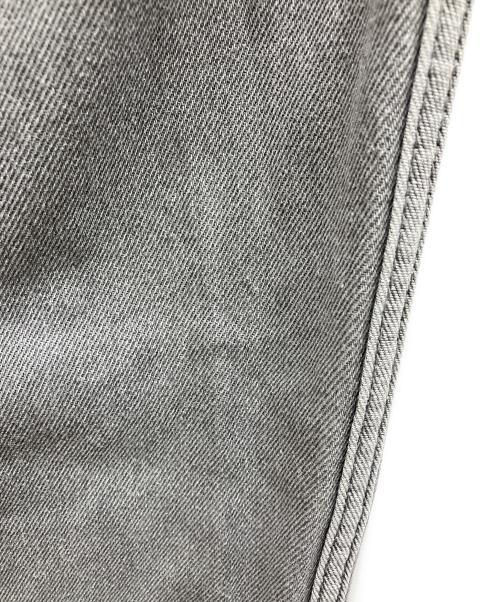adidas（アディダス）adidas (アディダス) アディカラー ルーズ トラックパンツ デニム ストーン ライトグレー サイズ:Lの古着・服飾アイテム