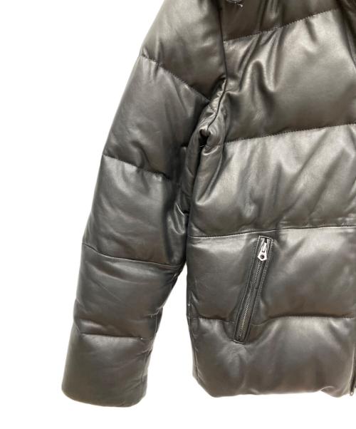 AVIREX VARSITY（アヴィレックスバーシティ）AVIREX VARSITY (アヴィレックスバーシティ) ラムレザーダウンジャケット ブラック サイズ:Lの古着・服飾アイテム