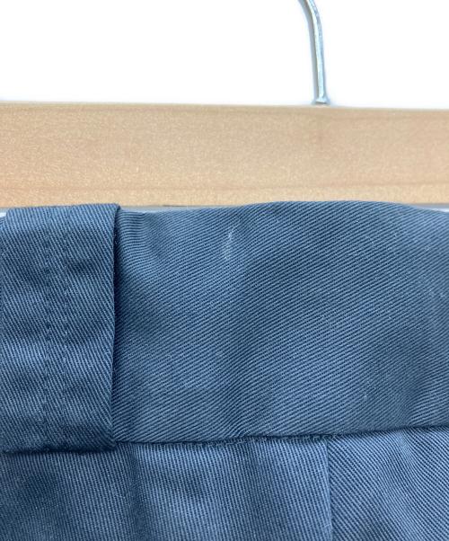 CAHLUMN（カウラム）CAHLUMN (カウラム) TCツイル ワンタックパンツ ネイビー サイズ:Lの古着・服飾アイテム