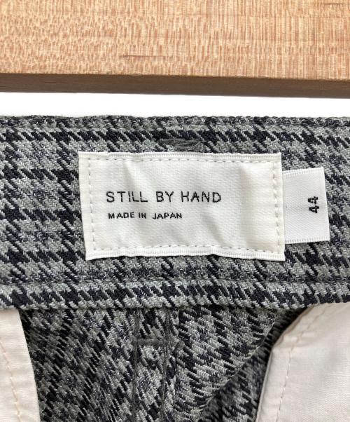 STILL BY HAND（スティルバイハンド）STILL BY HAND (スティルバイハンド) チェック　タックパンツ グレー サイズ:44の古着・服飾アイテム