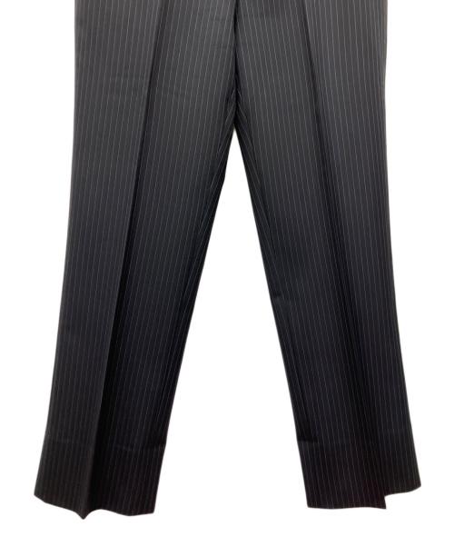 BURBERRY BLACK LABEL（バーバリーブラックレーベル）BURBERRY BLACK LABEL (バーバリーブラックレーベル) ストライプ柄 2Bウールスーツ ブラック サイズ:36Rの古着・服飾アイテム