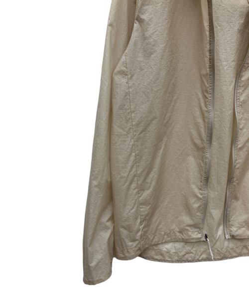 Patagonia（パタゴニア）Patagonia (パタゴニア) ナイロンジャケット ベージュ サイズ:Sの古着・服飾アイテム