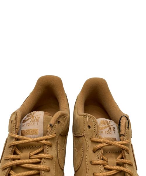 NIKE（ナイキ）NIKE (ナイキ) Supreme (シュプリーム) AIR FORCE 1 LOW W ブラウン サイズ:SIZE 28cm 未使用品の古着・服飾アイテム