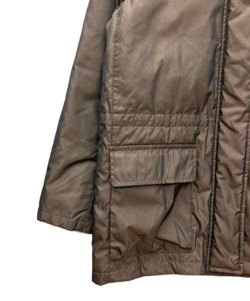 BURBERRY（バーバリー）BURBERRY (バーバリー) ダウンコート ブラウン サイズ:SIZE Mの古着・服飾アイテム