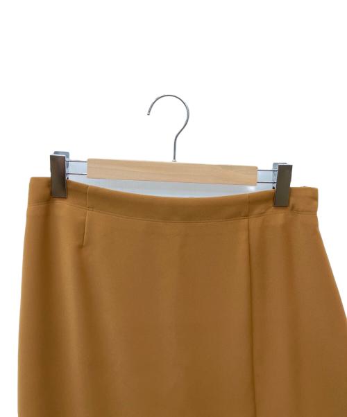 INDIVI（インディヴィ）INDIVI (インディヴィ) スカート ブラウン サイズ:SIZE 13 未使用品の古着・服飾アイテム