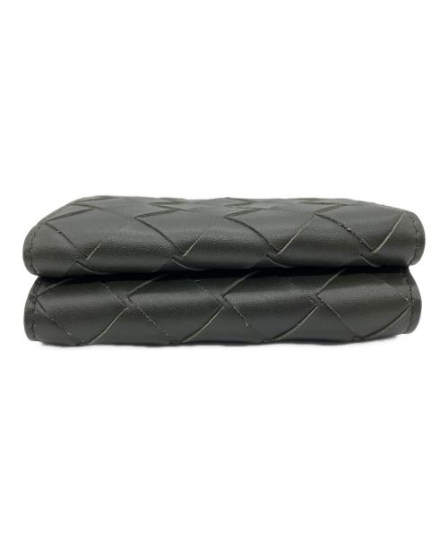 BOTTEGA VENETA（ボッテガベネタ）BOTTEGA VENETA (ボッテガベネタ) イントレチャート タイニー 3つ折り財布 グレー×ピンクの古着・服飾アイテム