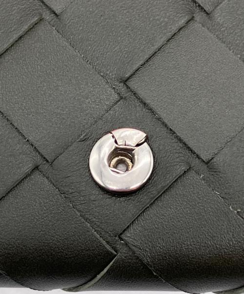 BOTTEGA VENETA（ボッテガベネタ）BOTTEGA VENETA (ボッテガベネタ) イントレチャート タイニー 3つ折り財布 グレー×ピンクの古着・服飾アイテム