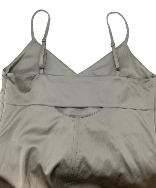 STUDIOUS（ステュディオス）STUDIOUS (ステュディオス) ウェットサテンキャミソールワンピース シルバー サイズ:Mの古着・服飾アイテム