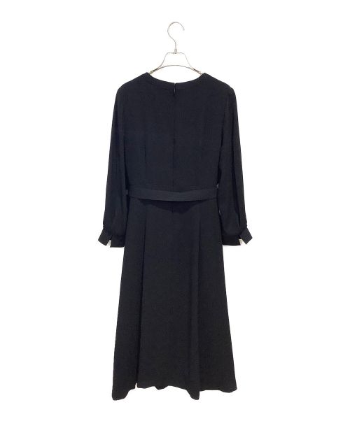 INDIVI（インディヴィ）INDIVI (インディヴィ) 【洗える】キーネックフレアワンピース ブラック サイズ:38の古着・服飾アイテム