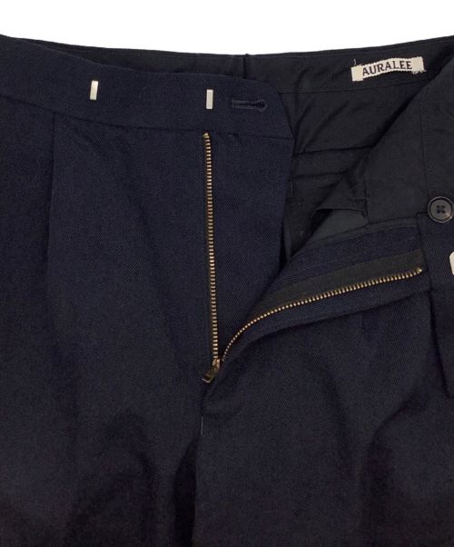 AURALEE（オーラリー）AURALEE (オーラリー) ウールモヘアギャバジンスラックス ネイビーの古着・服飾アイテム