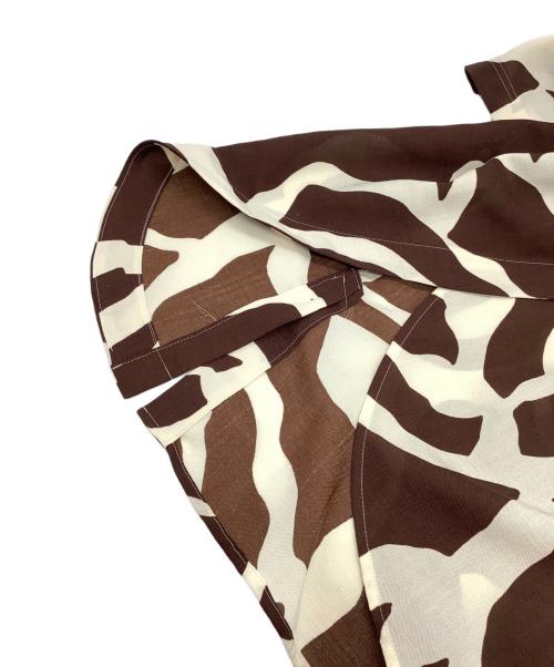 UNITED ARROWS（ユナイテッドアローズ）UNITED ARROWS (ユナイテッドアローズ) コントラストモチーフ半袖シャツ ブラウン×アイボリー サイズ:Freeの古着・服飾アイテム