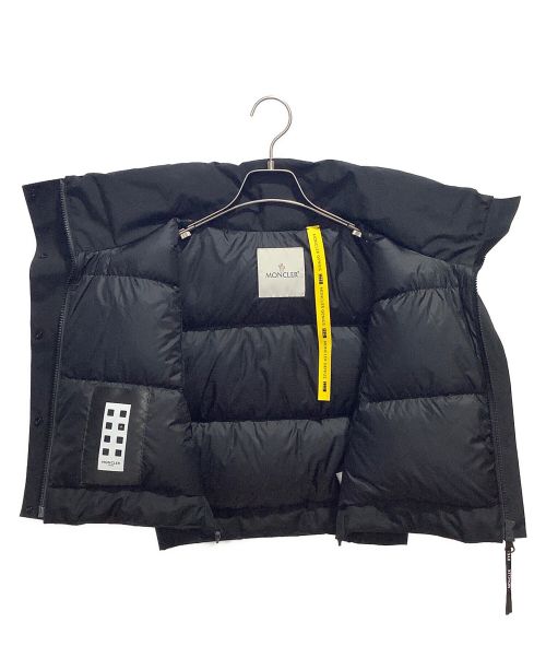 MONCLER GENIUS（モンクレール ジーニアス）MONCLER GENIUS (モンクレール ジーニアス) HYKE (ハイク) 22AW VANILIS GILET ブラック サイズ:1の古着・服飾アイテム
