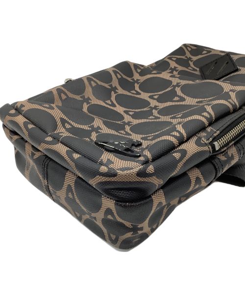 Vivienne Westwood（ヴィヴィアンウエストウッド）Vivienne Westwood (ヴィヴィアンウエストウッド) ワンショルダーバッグ ブラック×カーキの古着・服飾アイテム