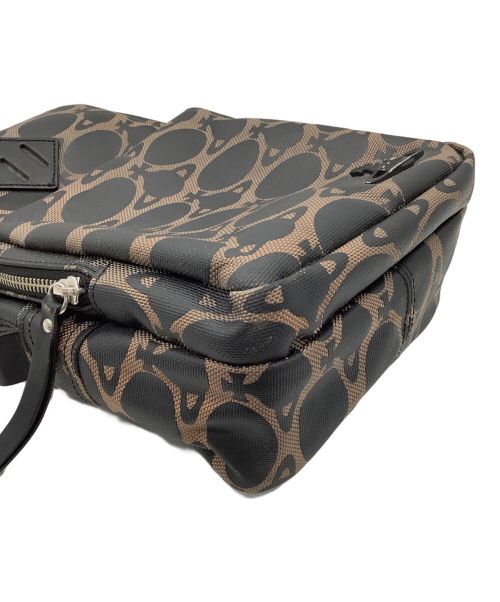 Vivienne Westwood（ヴィヴィアンウエストウッド）Vivienne Westwood (ヴィヴィアンウエストウッド) ワンショルダーバッグ ブラック×カーキの古着・服飾アイテム