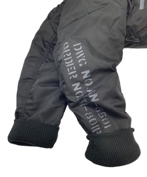 AVIREX（アヴィレックス）AVIREX (アヴィレックス) MA-1 REMODEL MARK2 ブラック サイズ:Mの古着・服飾アイテム