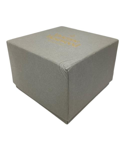 Vivienne Westwood（ヴィヴィアンウエストウッド）Vivienne Westwood (ヴィヴィアンウエストウッド) リストウォッチ ホワイトの古着・服飾アイテム