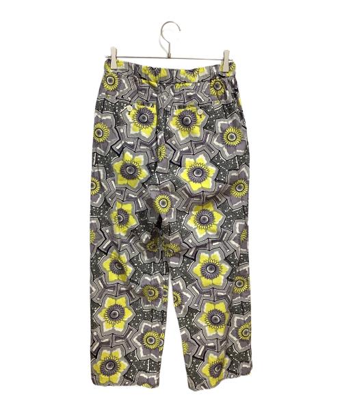 LE GLAZIK（ル グラジック）LE GLAZIK (ル グラジック) アフリカンバティックプリント イージー パンツ グレー×イエロー サイズ:36の古着・服飾アイテム