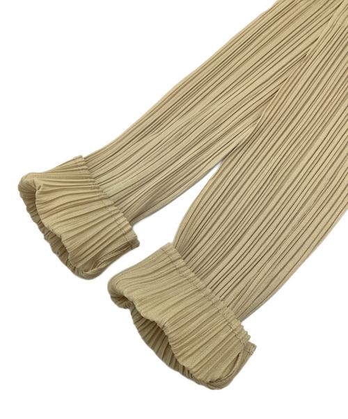 PLEATS PLEASE（プリーツプリーズ）PLEATS PLEASE (プリーツプリーズ) カーディガン ベージュ サイズ:3の古着・服飾アイテム