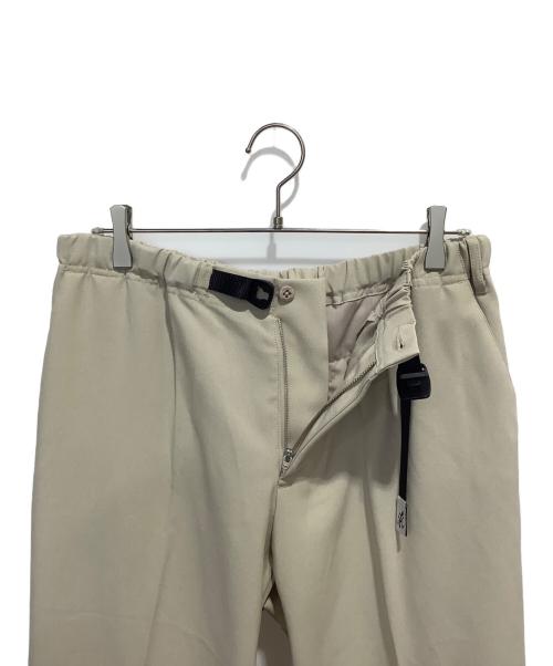 GRAMICCI（グラミチ）GRAMICCI (グラミチ) センタープレスパンツ アイボリー サイズ:XLの古着・服飾アイテム