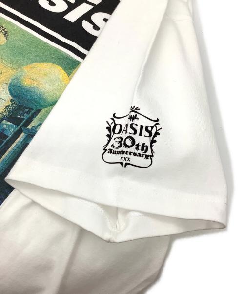 Adam et Rope（アダム エ ロペ）Adam et Rope (アダム エ ロペ) oasis 30th Anniversary TSH ホワイト サイズ:XLの古着・服飾アイテム