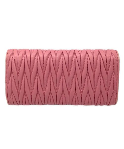 MIU MIU（ミュウミュウ）MIU MIU (ミュウミュウ) 2つ折り財布 ピンクの古着・服飾アイテム