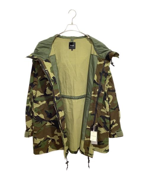 BEAMS（ビームス）BEAMS (ビームス) ビッグECWCSパーカー ブラック×オリーブ サイズ:S 未使用品の古着・服飾アイテム