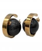 BURBERRYバーバリー）の古着「マーブルレジンフープピアス」｜ブラック×ゴールド