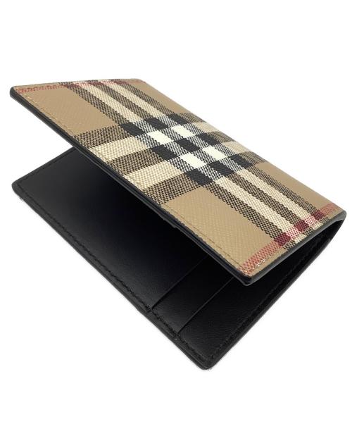 BURBERRY（バーバリー）BURBERRY (バーバリー) カードケース ベージュ×ブラック×ホワイトの古着・服飾アイテム