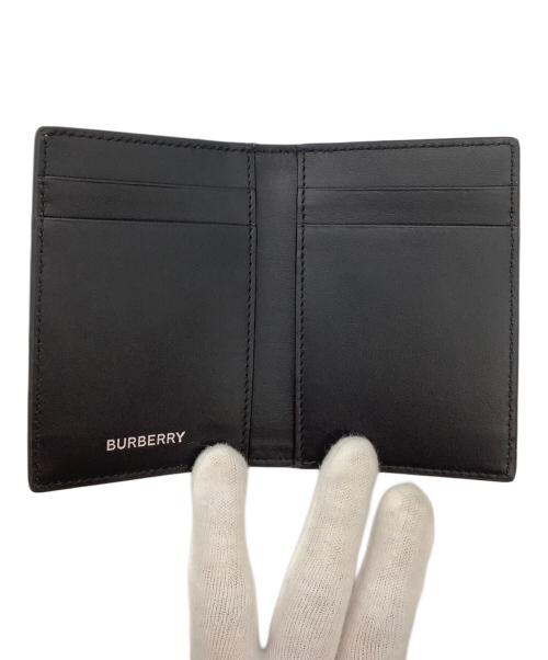 BURBERRY（バーバリー）BURBERRY (バーバリー) カードケース ベージュ×ブラック×ホワイトの古着・服飾アイテム