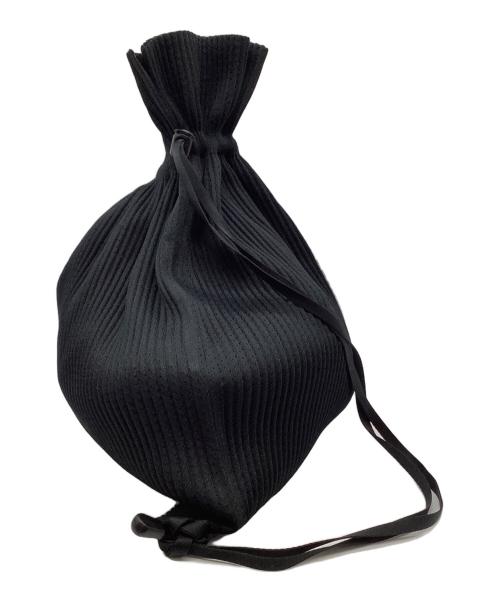 ISSEY MIYAKE（イッセイミヤケ）ISSEY MIYAKE (イッセイミヤケ) プリーツ 巾着バッグ ブラック×グレーの古着・服飾アイテム