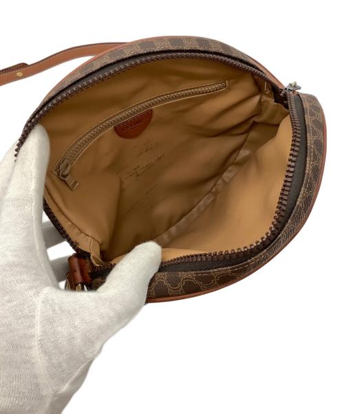 CELINE（セリーヌ）CELINE (セリーヌ) マカダム ショルダーバッグ ブラウンの古着・服飾アイテム