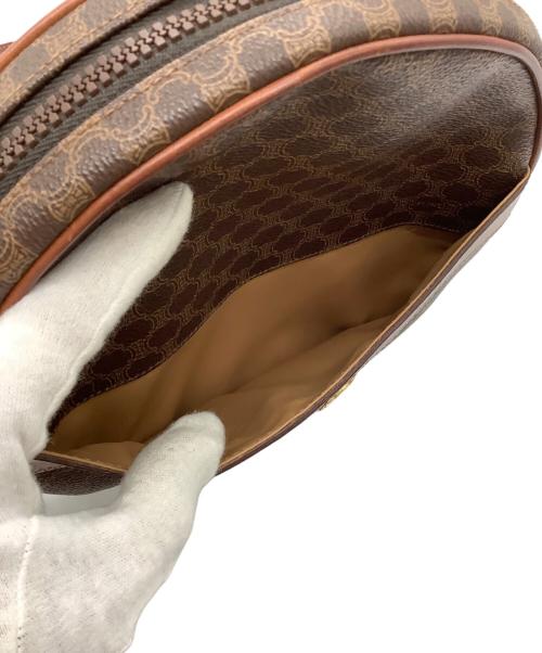 CELINE（セリーヌ）CELINE (セリーヌ) マカダム ショルダーバッグ ブラウンの古着・服飾アイテム
