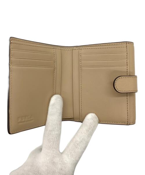 FURLA（フルラ）FURLA (フルラ) 財布 ベージュの古着・服飾アイテム